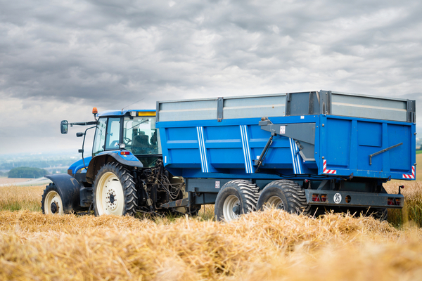 agriculteurs-:-comment-immatriculer-une-remorque-agricole-?