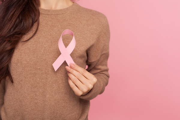 octobre-rose-:-un-depistage-gratuit-du-cancer-du-sein-?