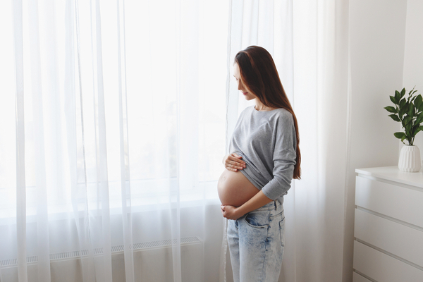 femmes-enceintes-:-faciliter-l’hebergement-non-medicalise