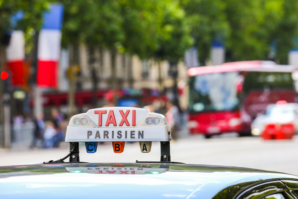 taxis-parisiens-:-une-nouvelle-aide-financiere